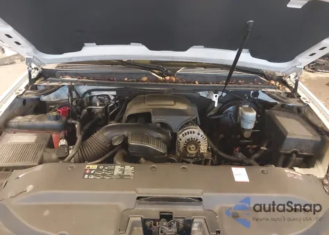 2012 Cadillac Escalade Platinum Edition z USA, uszkodzony, nr VIN 1GYS4DEF7CR172361